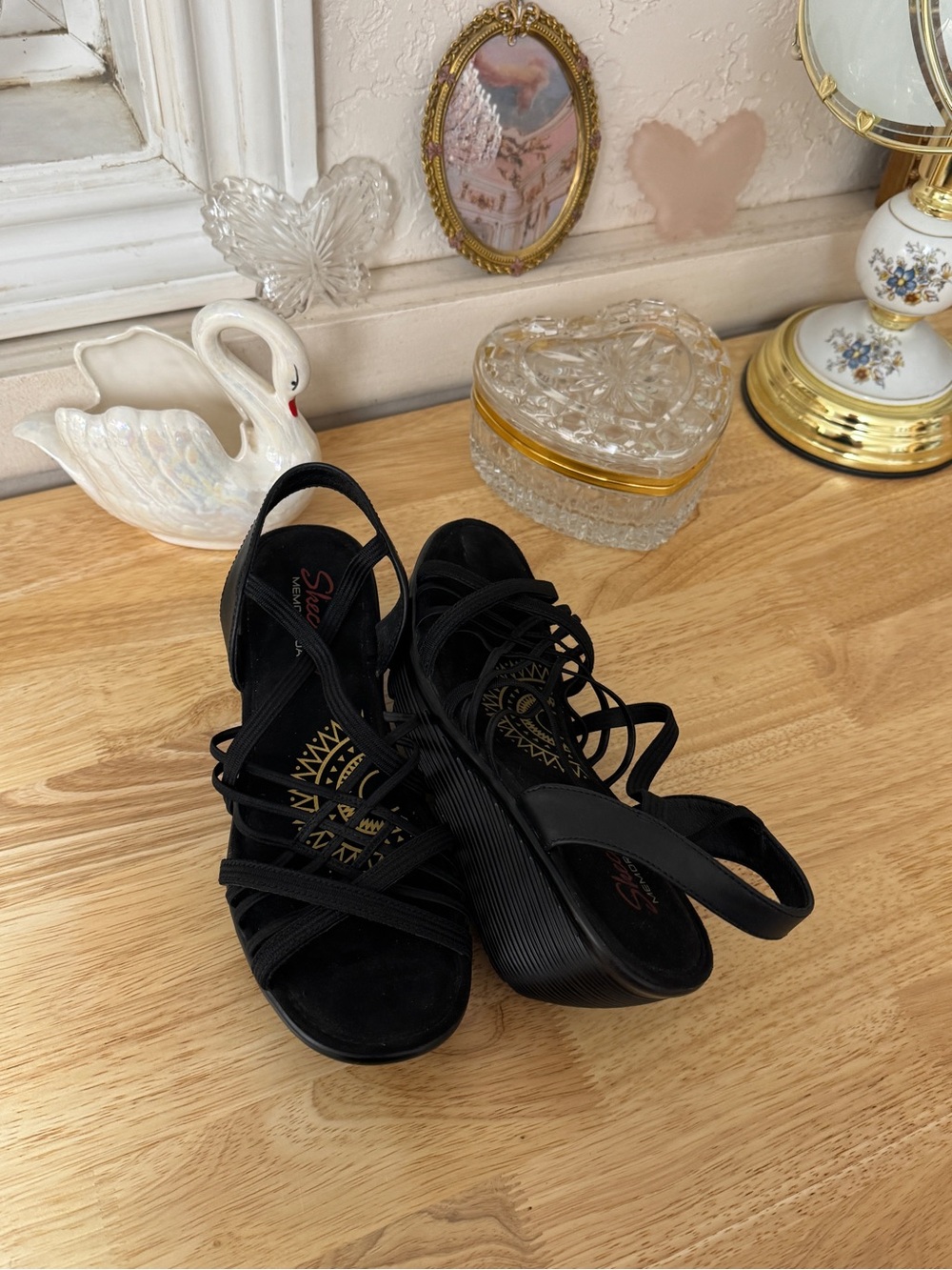 🖤 Skechers Black Strappy Platform Wedge Sandals – Size 8 🖤 - Picture 7 of 15